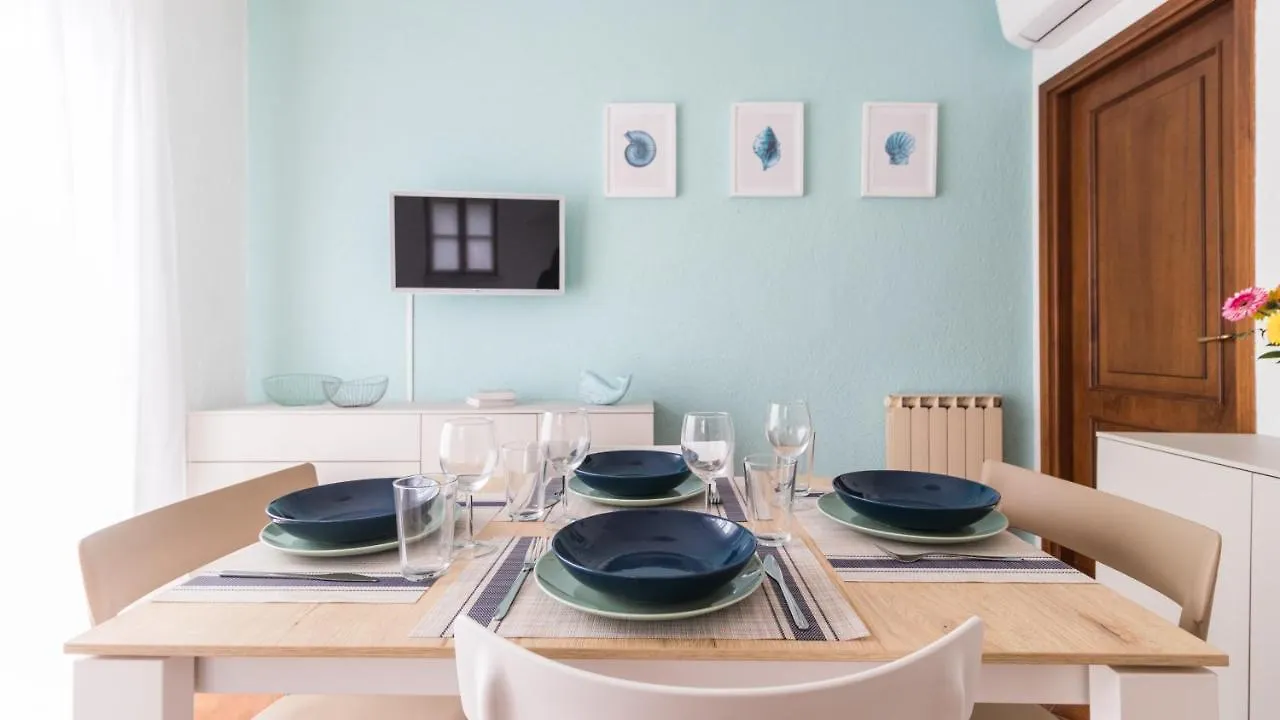 Italianway - Il Borgo Apartments Finale Ligure 0*,