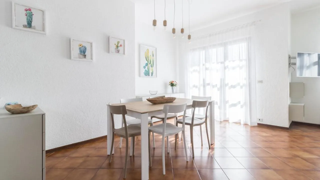 Italianway - Il Borgo Apartments Finale Ligure 0*,  Italy