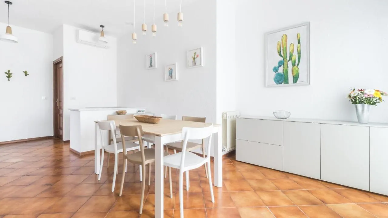 Italianway - Il Borgo Apartments Finale Ligure 0*,