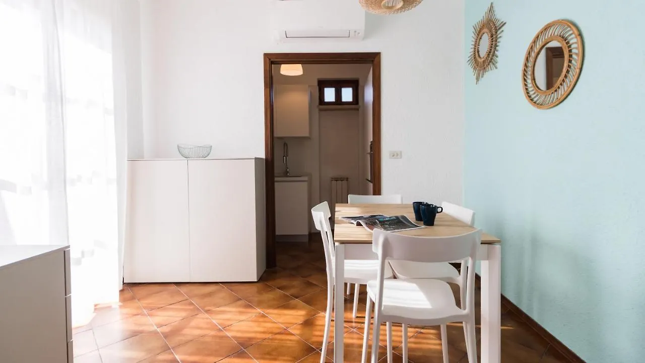 Italianway - Il Borgo Apartments Finale Ligure 0*,